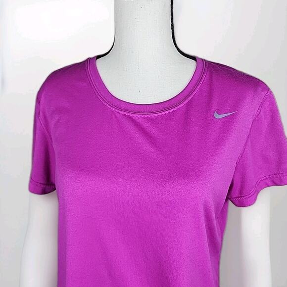 Women’s NIKE DRI FIT S/S Crew Neck Solid Purple T Shirt Size: Medium - Picture 1 of 7